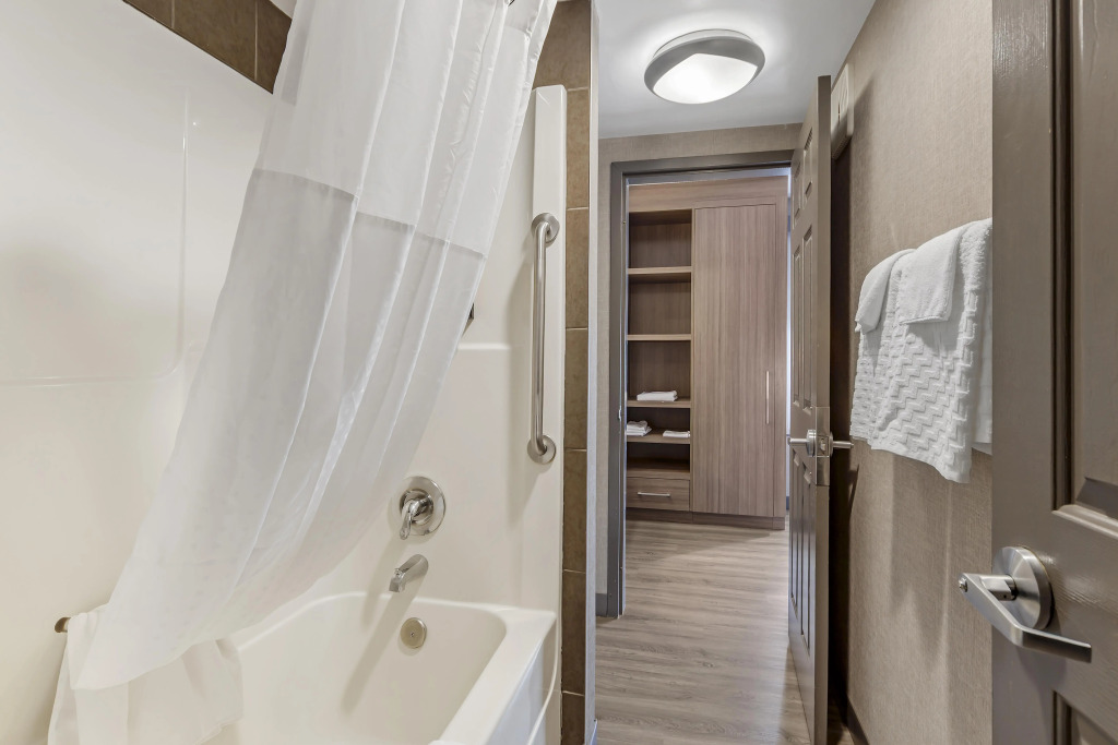 Best Western Plus West Edmonton