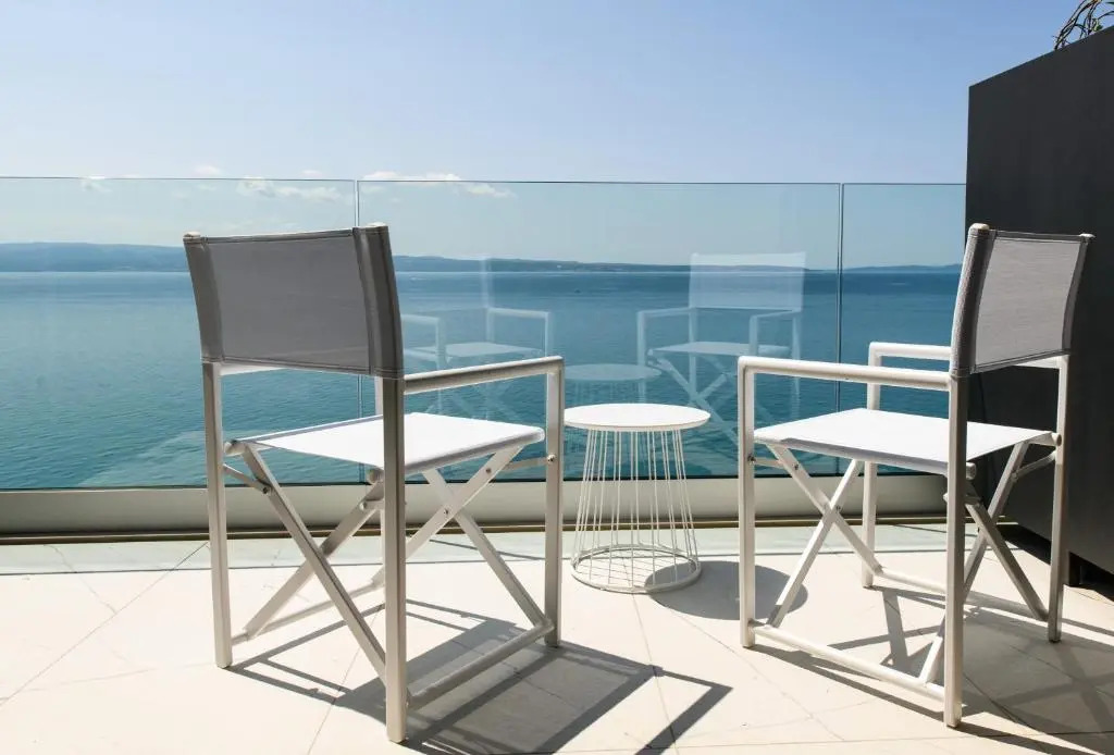 Gallery Luxury Suites & Rooms-Only Adults