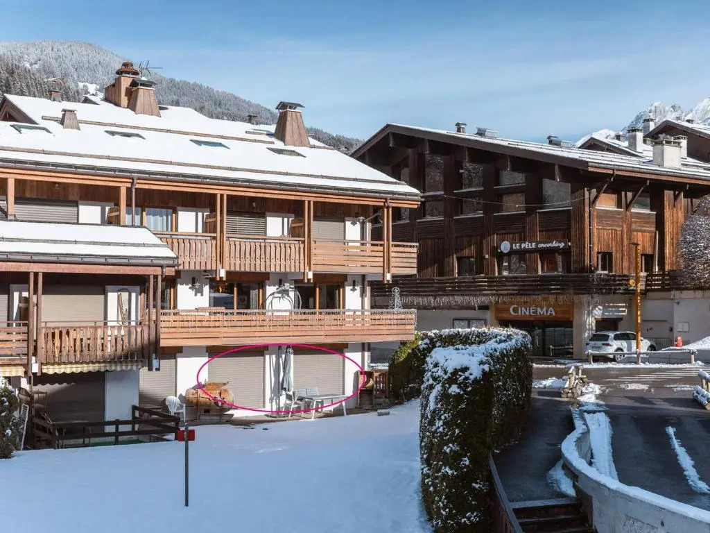 Appart 3★, 6 pers, terr. sud, centre La Clusaz, à 50m pistes, animaux admis - FR-1-304-190