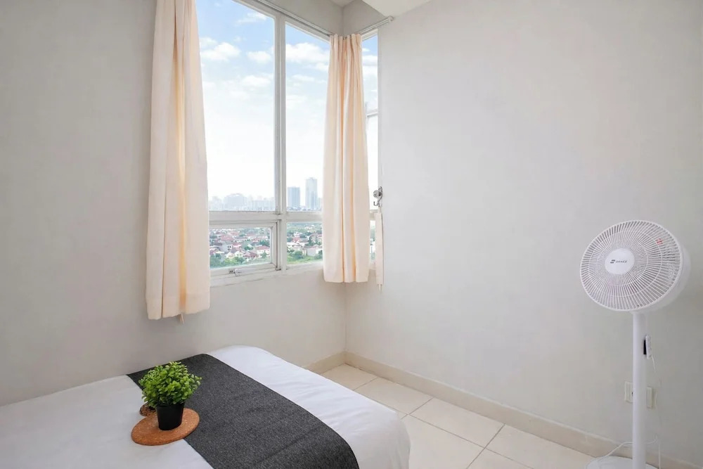 3 Pax Functional 2Br At Cinere Bellevue Suites Apartment