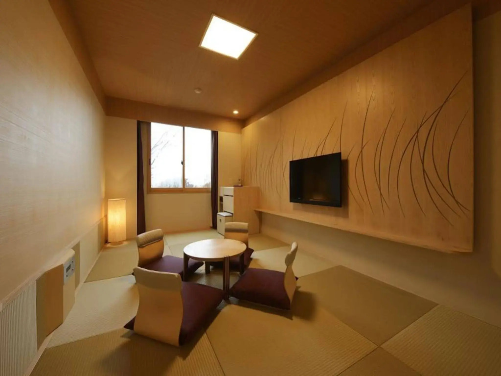 Hakone Lake Hotel