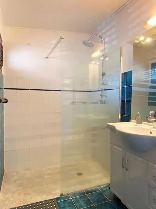 Le Caillou *** Belle Villa, 4 Chambres, Piscine, Vue Mer ***