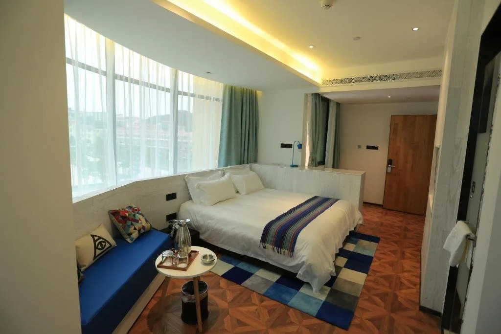 Aizhu Boutique Theme Hotel