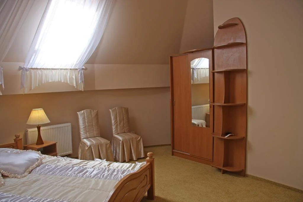 Ekran Hotel