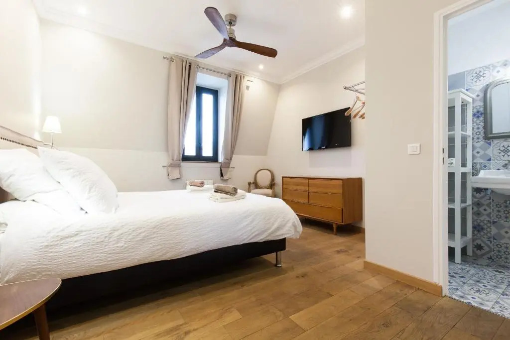 Appartement Vue Mer, Suquet Et Palais Avec Parking