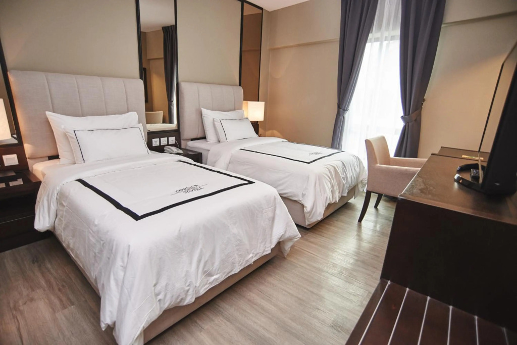Corsica Hotel