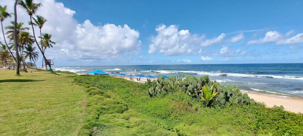 COSTE0100 - Duplex com banheira e vista mar por Beehost