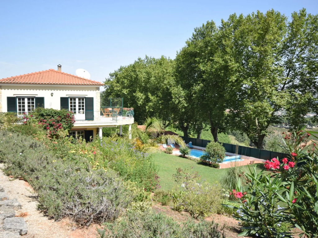 Cozy Villa  with Private Swimming Pool