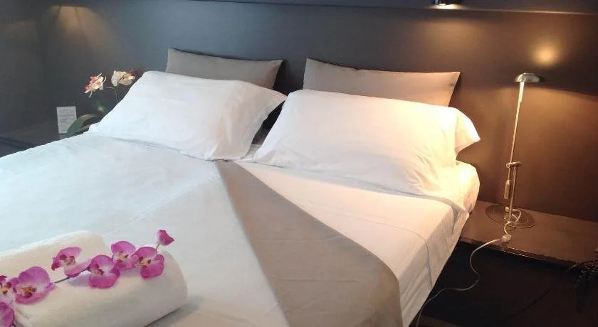 GFH - Hotel Ruhig