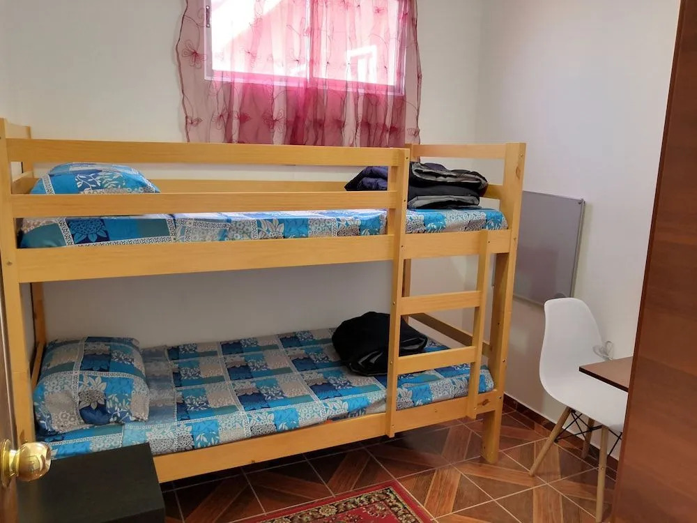 1 Hostal Galeria - Adults Only