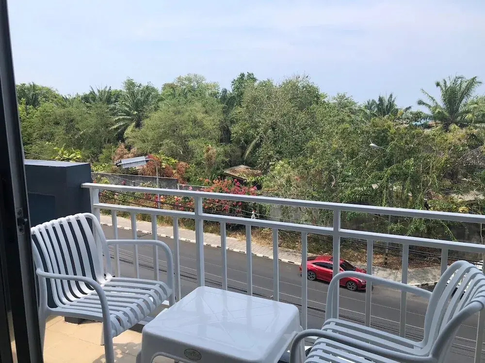 Naka Guest House
