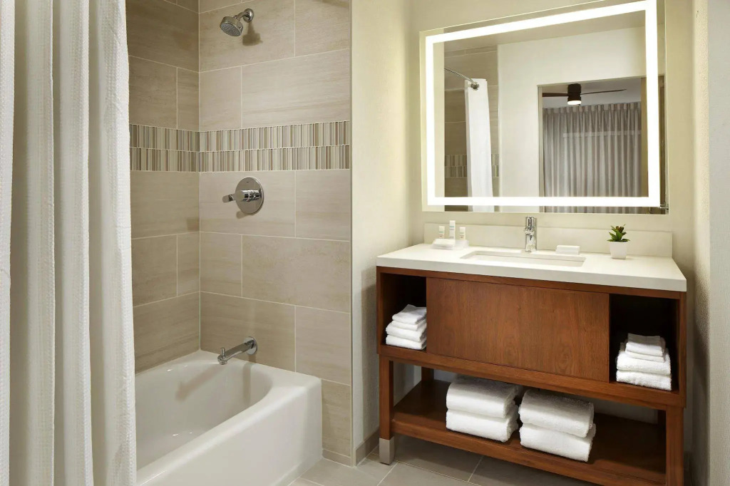 Homewood Suites by Hilton San Diego Downtown/Bayside