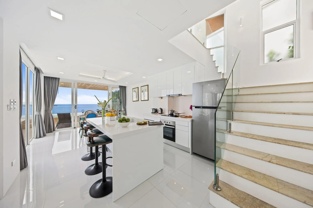 Villa Lily with Great Sea View