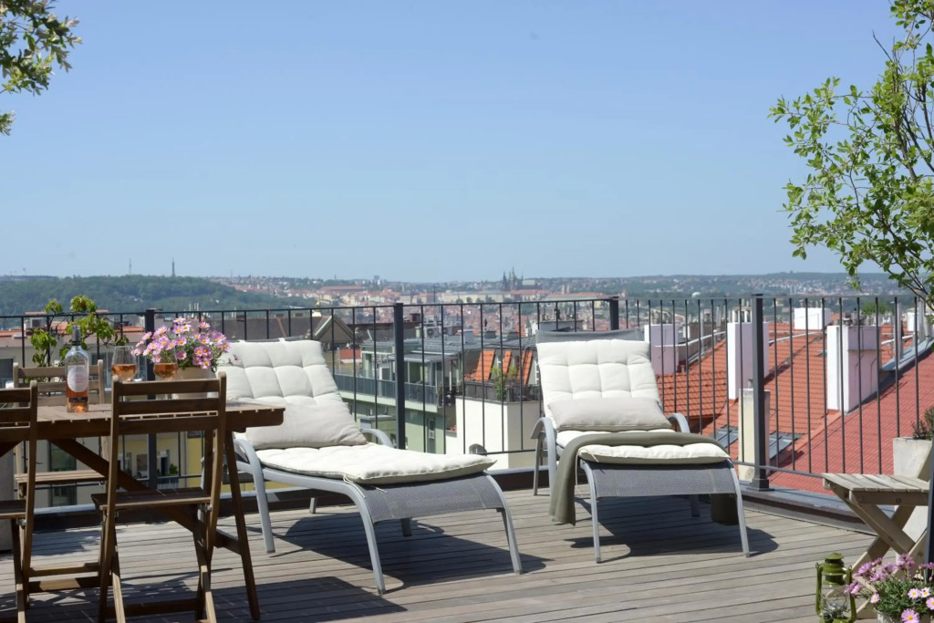 Luxury Penthouse Apartment