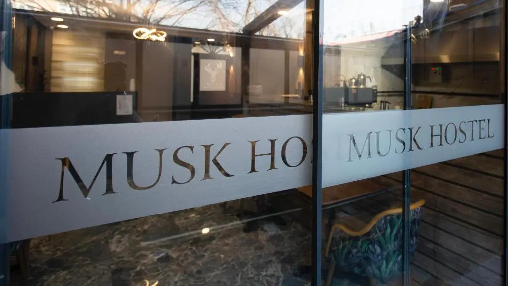 musk hostel
