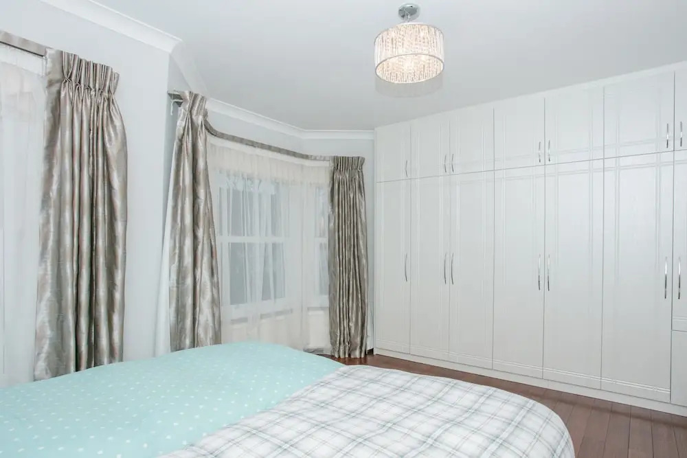 Modern 5 Bedroom House In Battersea