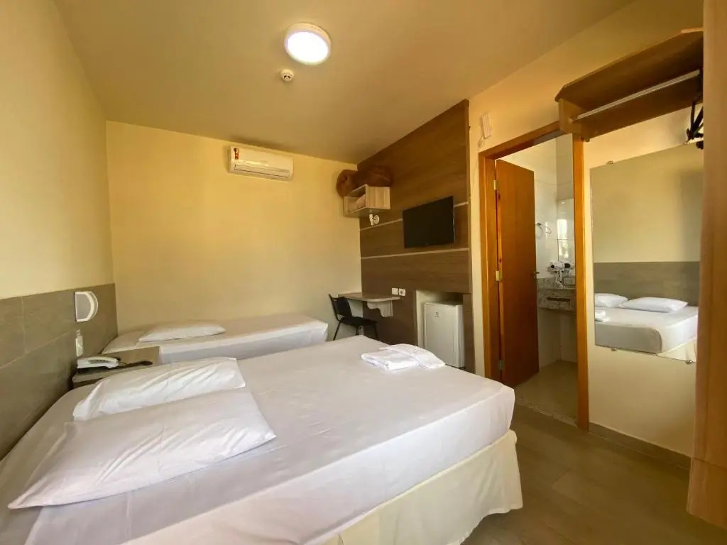 Kanoa Hotel