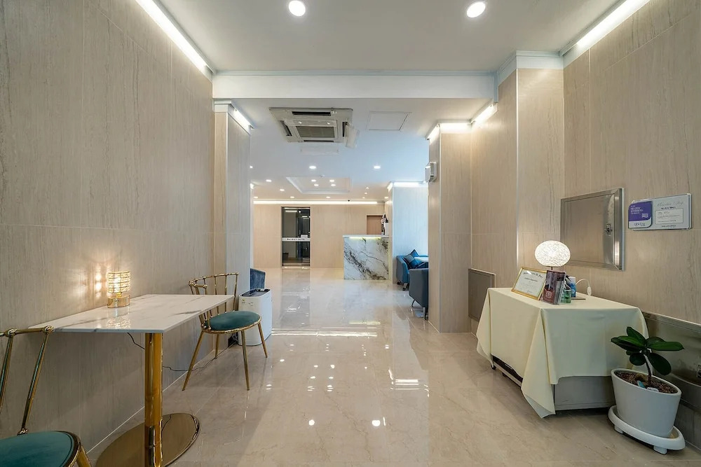 Pacific7 Hotel
