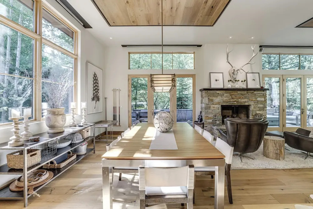 Walk to Town & Trails! Luxe Mtn Retreat w/ Hot Tub