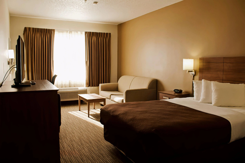 Comfort Suites University