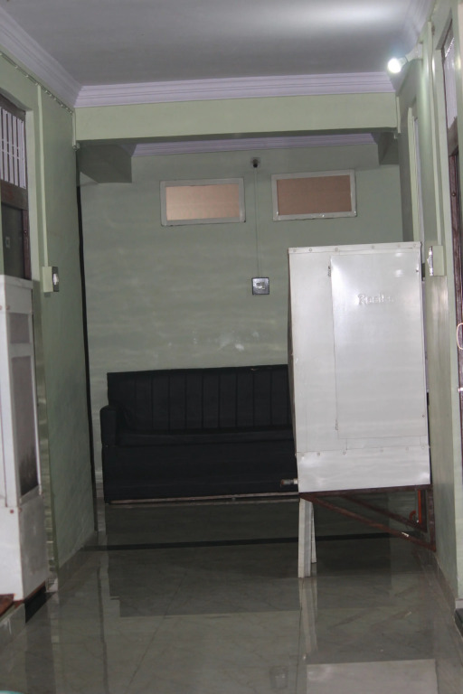 Kanchan Hotel