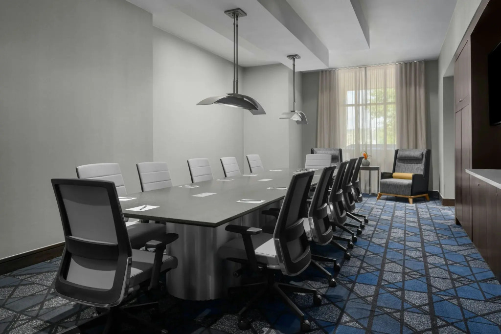 Courtyard by Marriott San Antonio Six Flags at The RIM