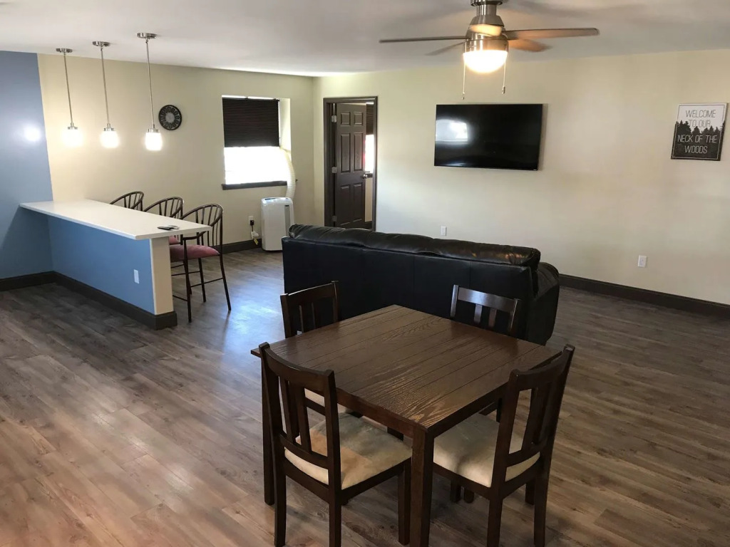 Baxter Park Inn
