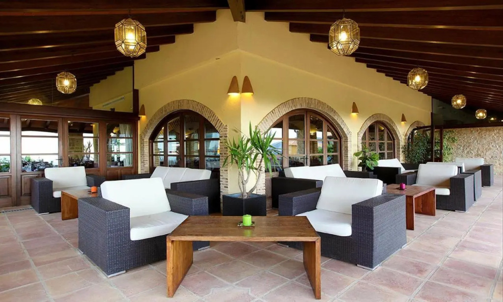 Hotel Alahuar