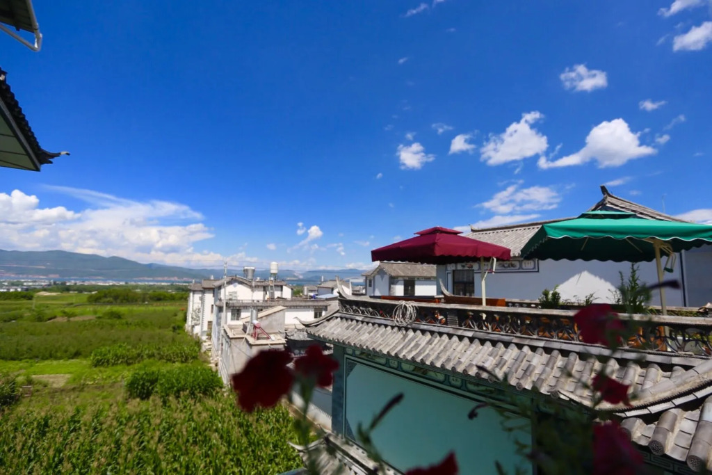 Dali Mountain Delights