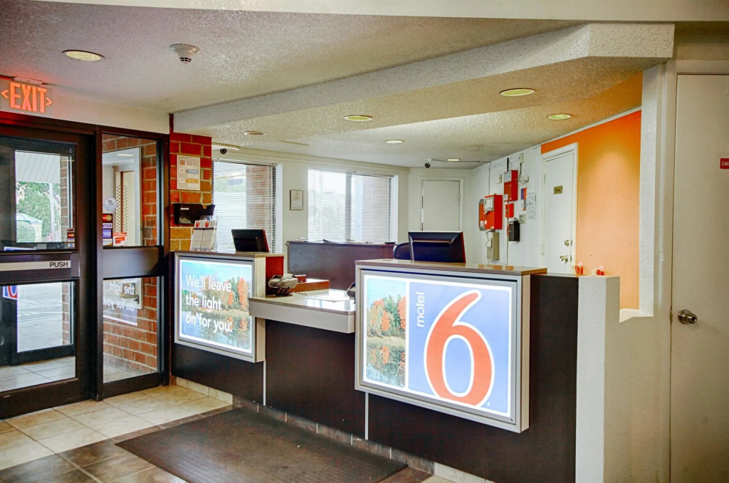 Motel 6-Albany, NY