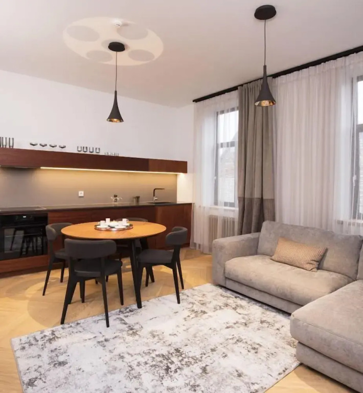 Roze Brīvzemnieka Apartments