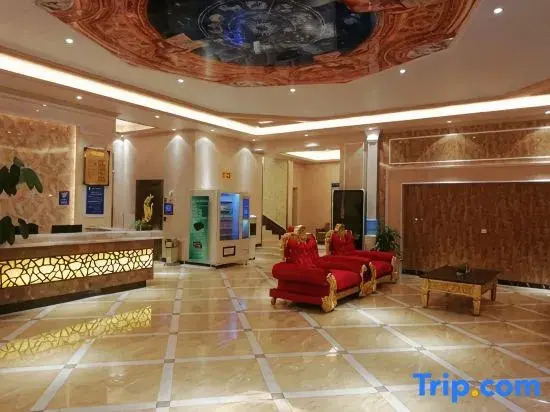 Pinkehuai Fashion Hotel (Qujing Mo San Factory)