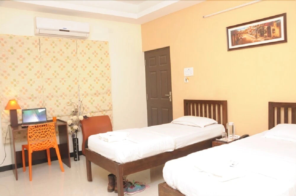 Hotel Orangeinn OMR Perungudi