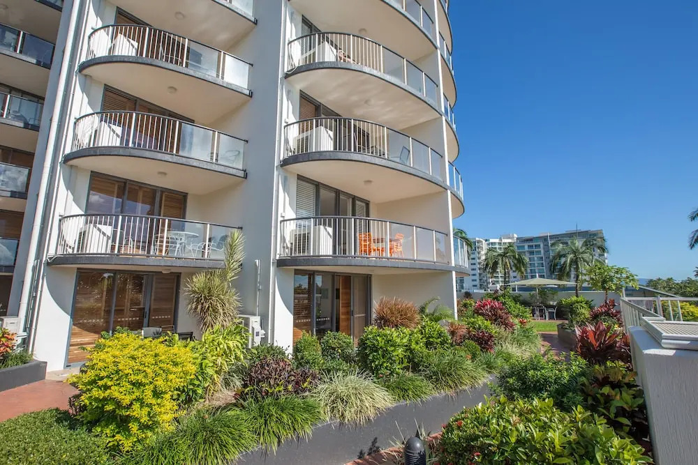 301 Royal Harbour