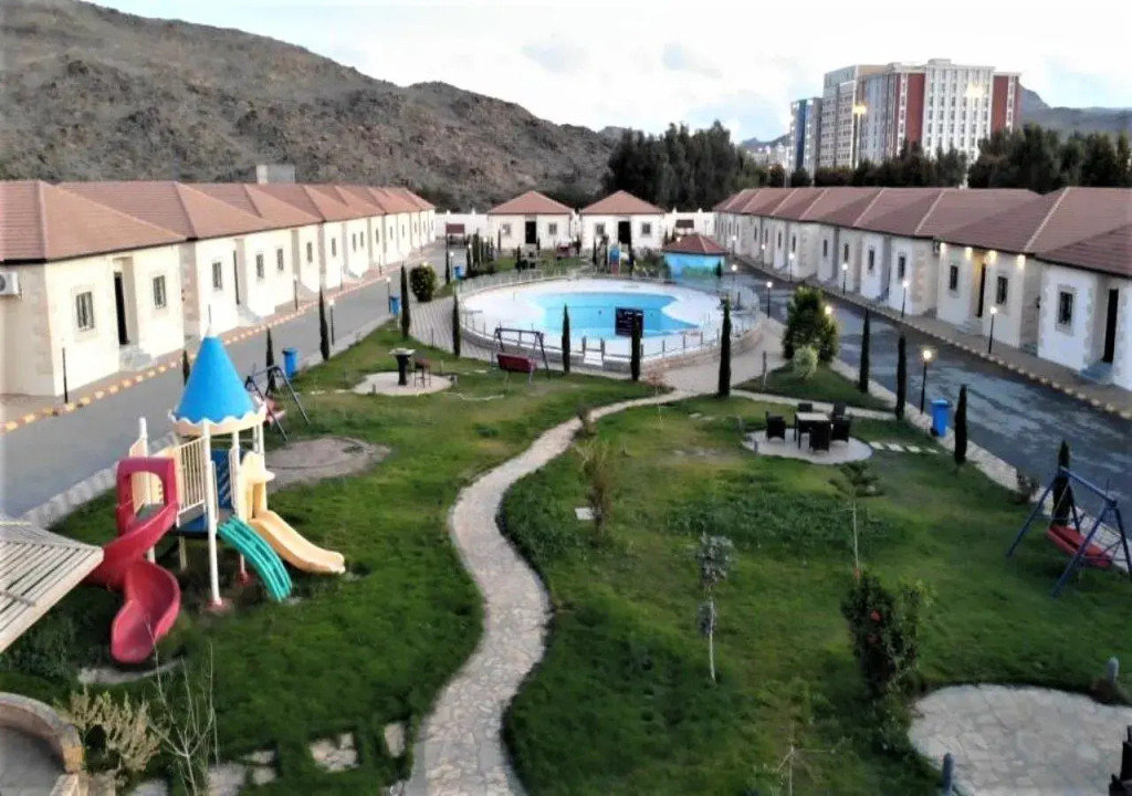 Lian Villas Resort
