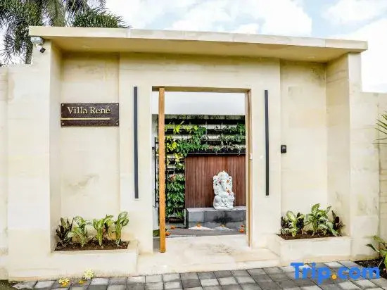 4BR Villa René Luxury & Serenity in Rice Fields