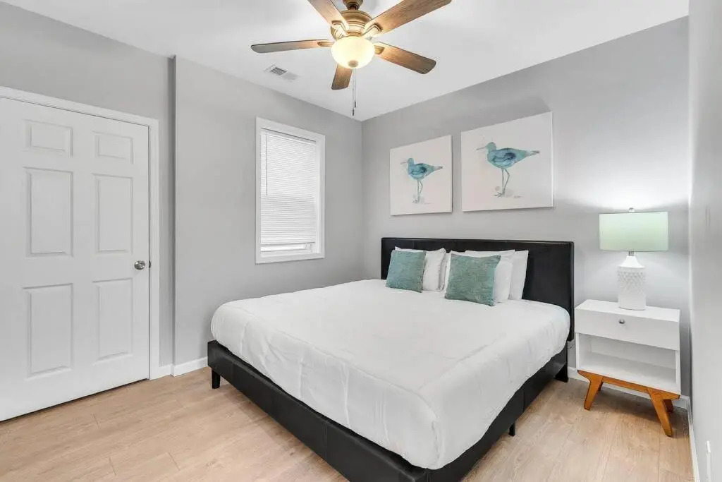 113 N Ohio Full House Outlets Convention Center Parking Sleeps 15