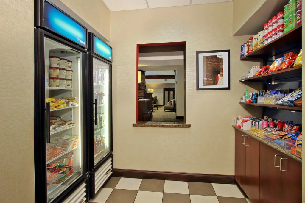 Hampton Inn & Suites-Florence Downtown