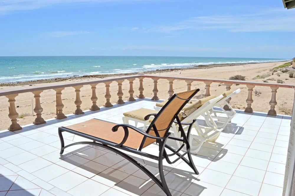 Beachcomber 3 Bedroom Home