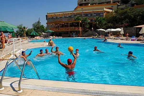 Green Beach Resort