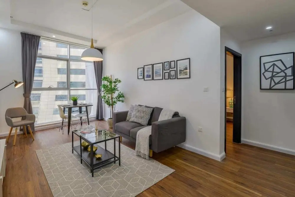 Minimalist Home in the Heart of Dubai Marina