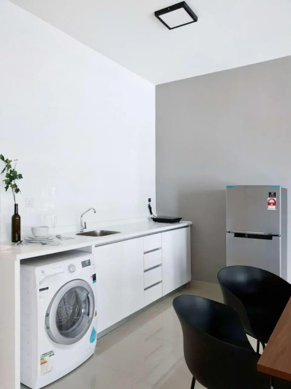 Stylish & Cozy 2BR Apt at Arte Plus, FREE Parking