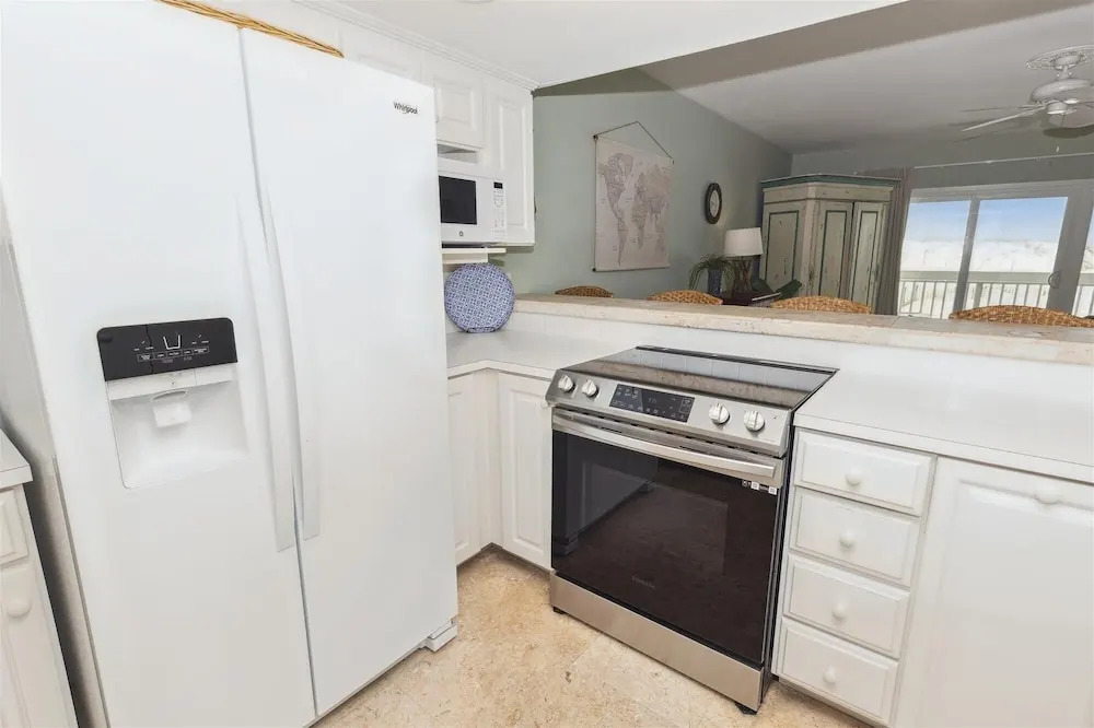 Sandpiper Cove 1151 2 Bedroom Condo by RedAwning