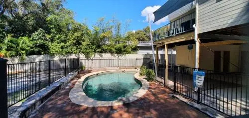 20 Orania Court