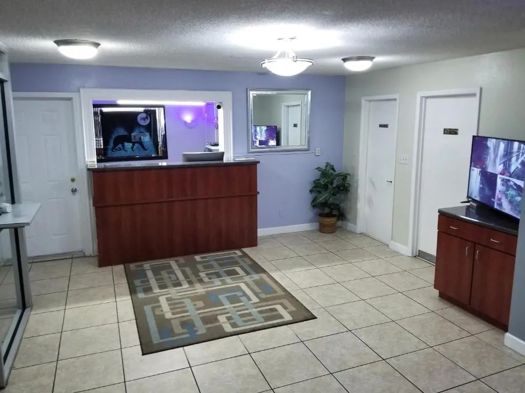 Econo Inn