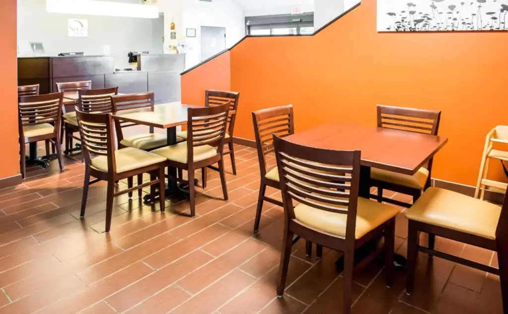 Days Inn & Suites Bridgeport - Clarksburg