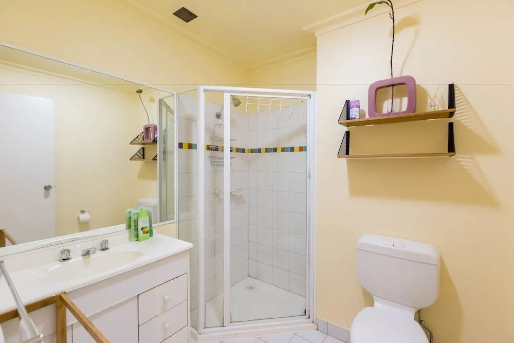 ELIZA, 2BDR Melbourne Apartment