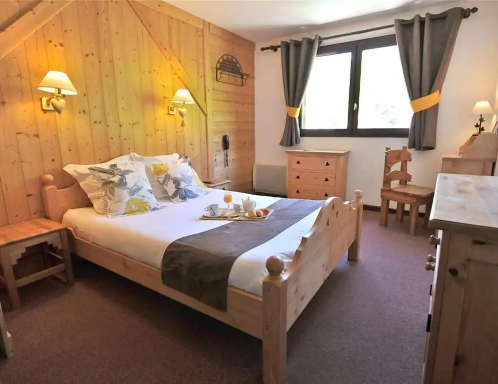 Hôtel & Spa Les Carrettes
