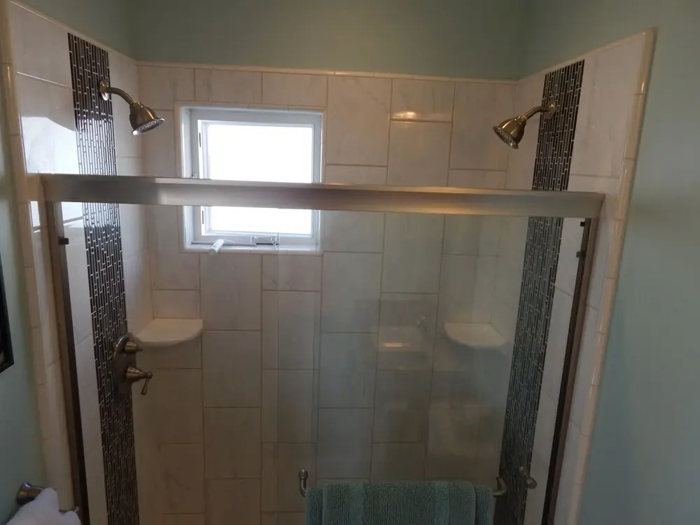 320 Main Street 2 Bedroom Home by Redawning