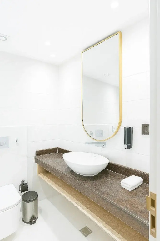 Q' Nest Hotel Cloud End Lansdowne